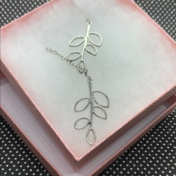 Leaf choker necklace silver color - Picture 2 of 3